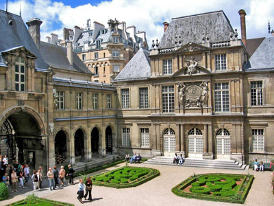 Отель «Карнавале» (Hotel Carnavalet) в Париже (ныне - музей «Карнавале»)