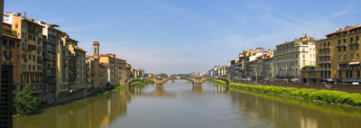 Ponte Santa Trinita – мост через реку Арно
