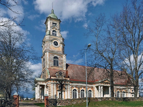 Церковь в Алуксне, (Alūksnes pilsēta,1781-1788 гг.)