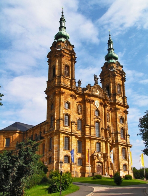 Базилика четырнадцати святых помощников (Basilika Vierzehnheiligen), 1743 &ndash; 1763 гг., построенная в стиле баварского рококо.